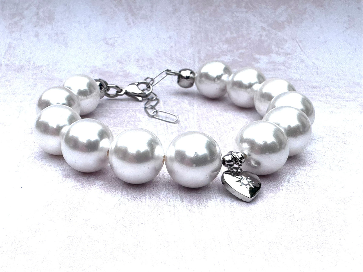 Shell Pearl Statement Bracelet