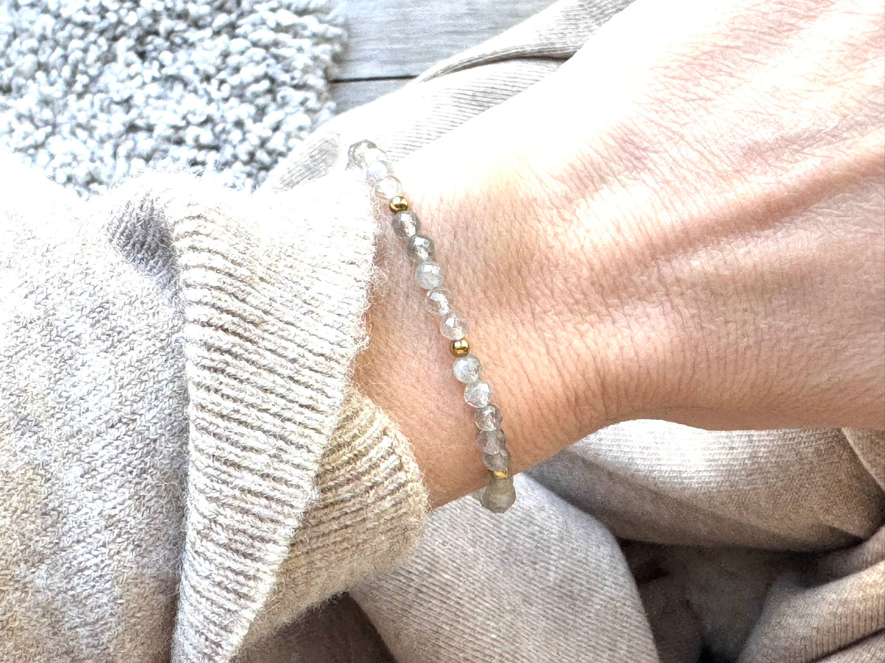 Labradorite Dainty Gemstone Bracelet