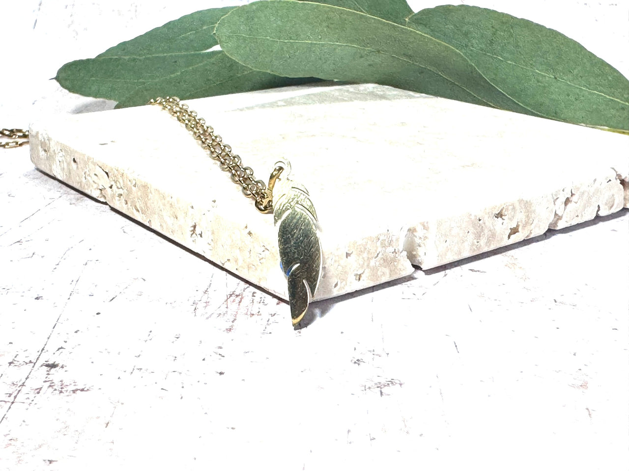 Gold Feather Pendant Necklace