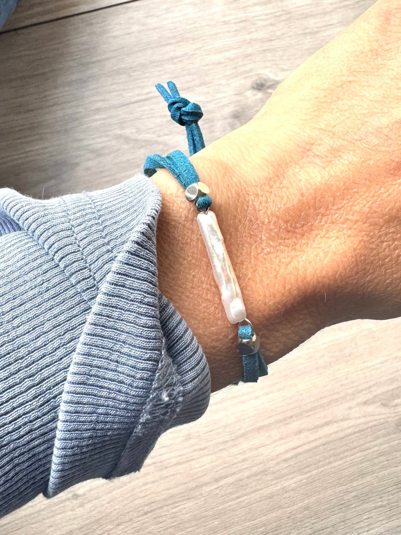 Freshwater Pearl Bracelet with Teal Faux Suede
