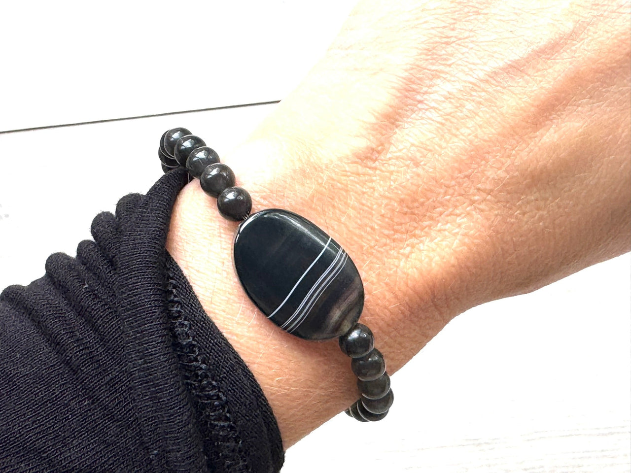 Noir Agate Gemstone Bracelet